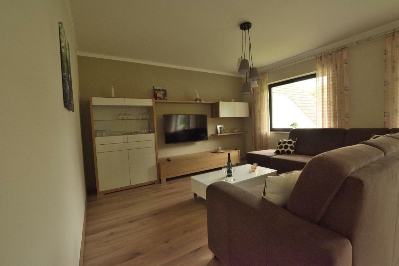 Ferienhaus Wiegmann Villa เมเคอร์นิค ภายนอก รูปภาพ